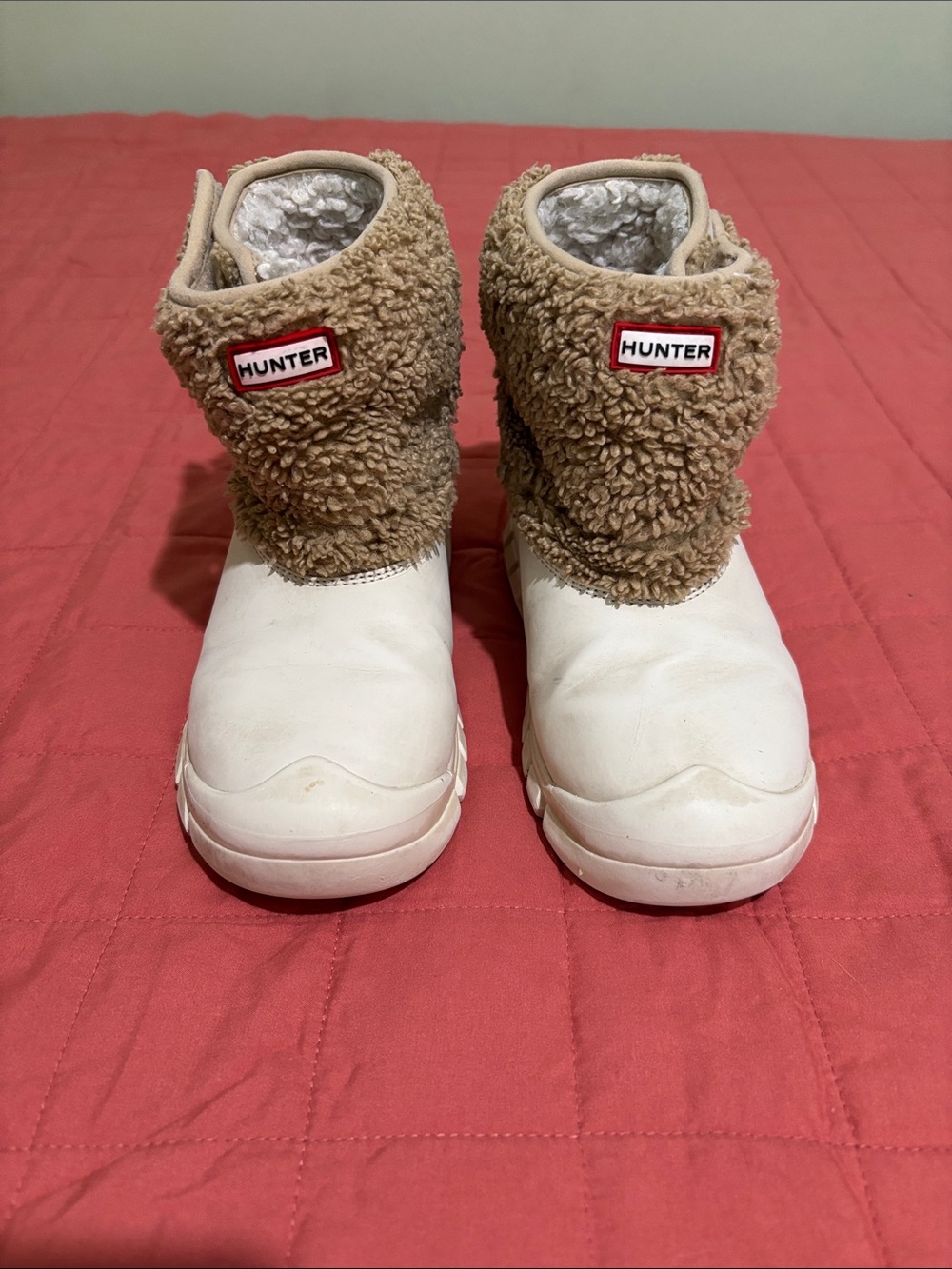 Hunter Kids White Rubber Boots with Brown Sherpa Cuff